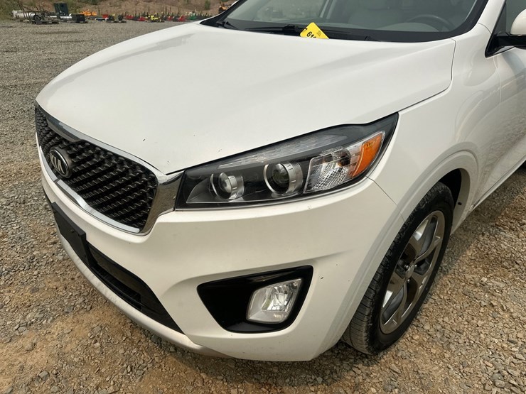 2016-kia-sorento-sx-image-9