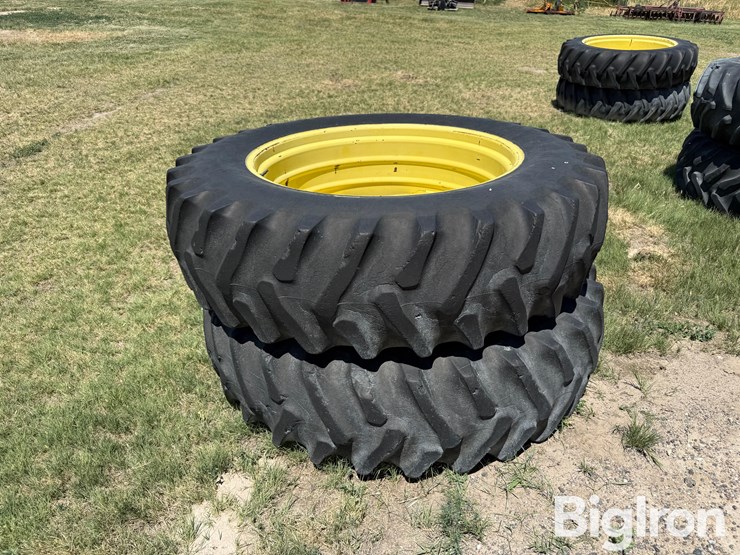 john-deere-16-image-4