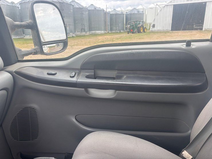 2005-ford-f250-image-11