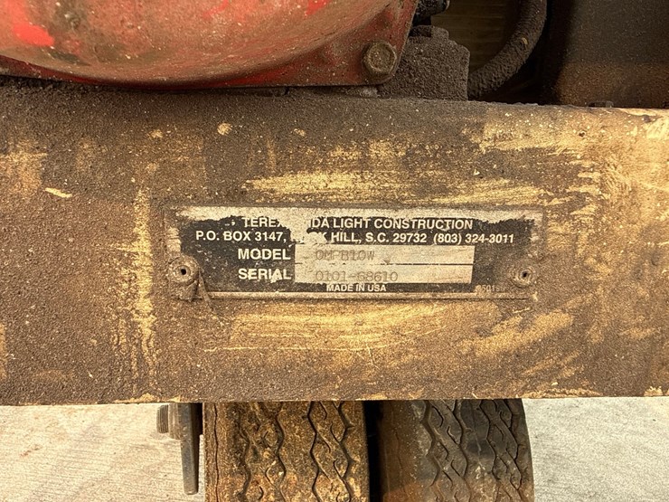 #5166-•-terex-ompb10w-walk-behind-power-buggy-image-20