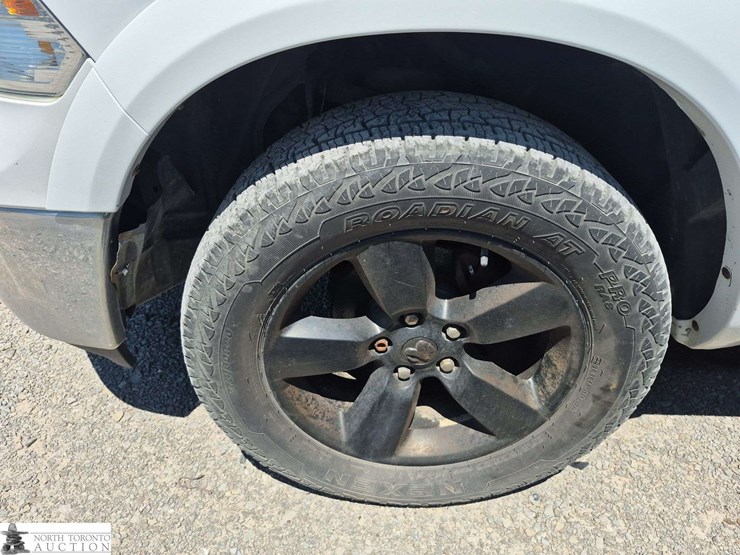 2018-dodge-1500-image-16