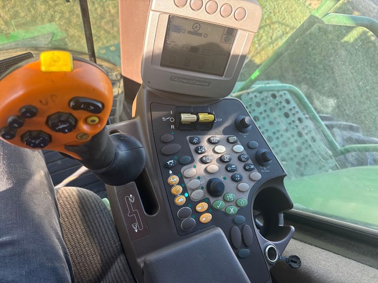 2009-john-deere-9770-sts-image-31