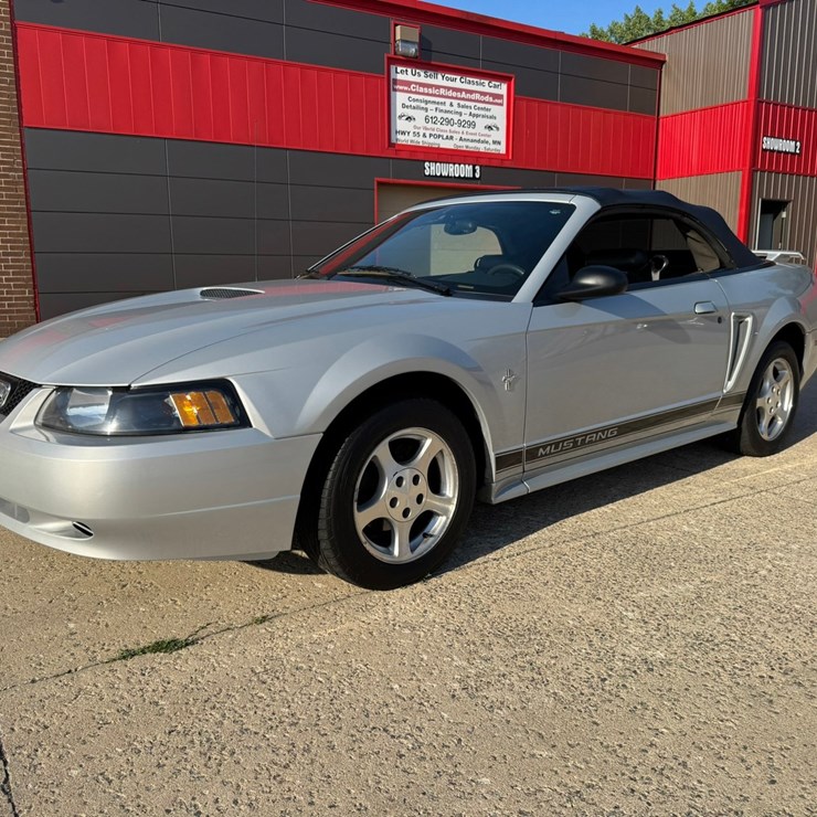 #1874 • 2002 Ford Mustang