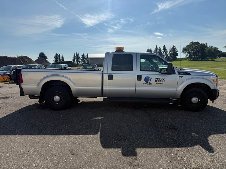 2011-ford-f350-image-6