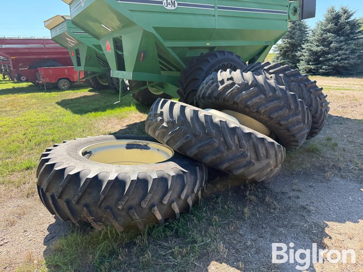 20.8r42-grain-cart-tires-&-rims-image-2