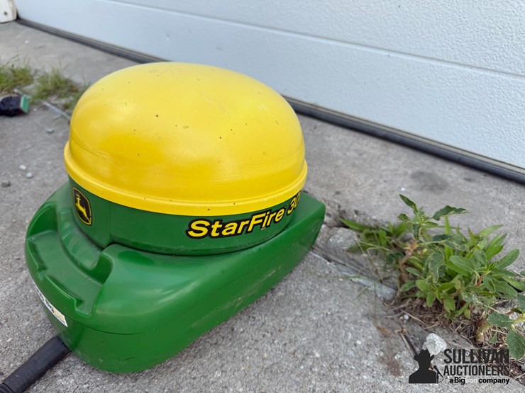 john-deere-3000-image-1