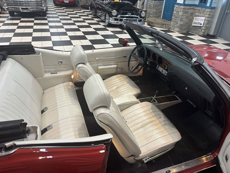 #1877-•-1972-pontiac-lemans-convertible-image-40