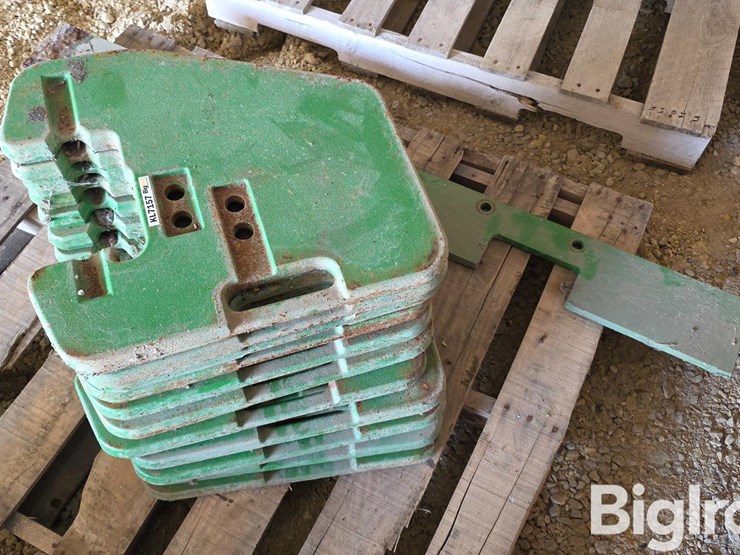 john-deere-suitcase-weights-image-5