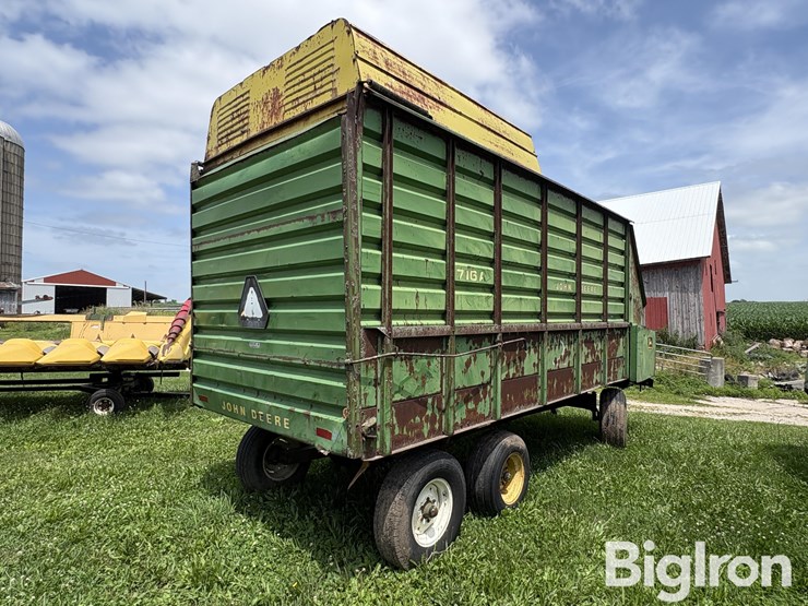 john-deere-716a-image-5