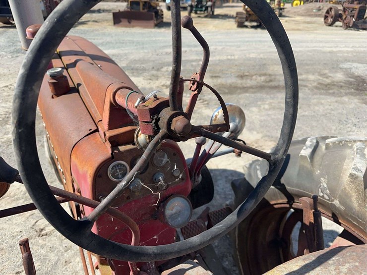 farmall-300-gas-image-36