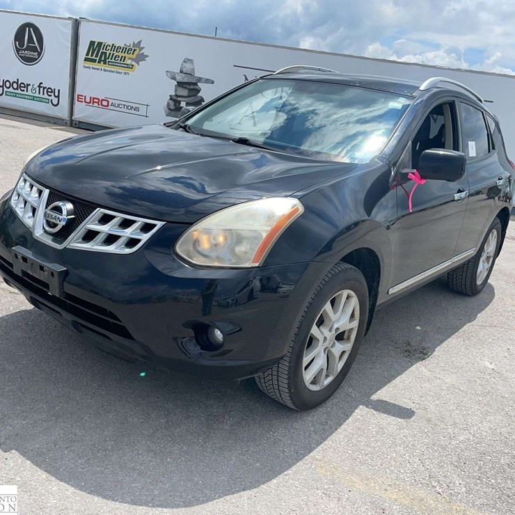 2013 NISSAN ROGUE