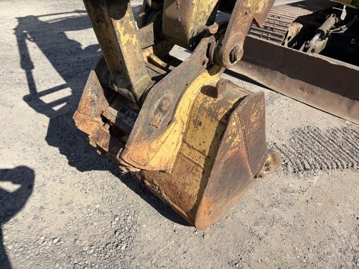 1990-caterpillar-e70b-image-10