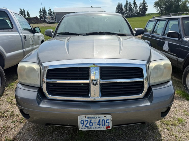 2007-dodge-dakota-image-8