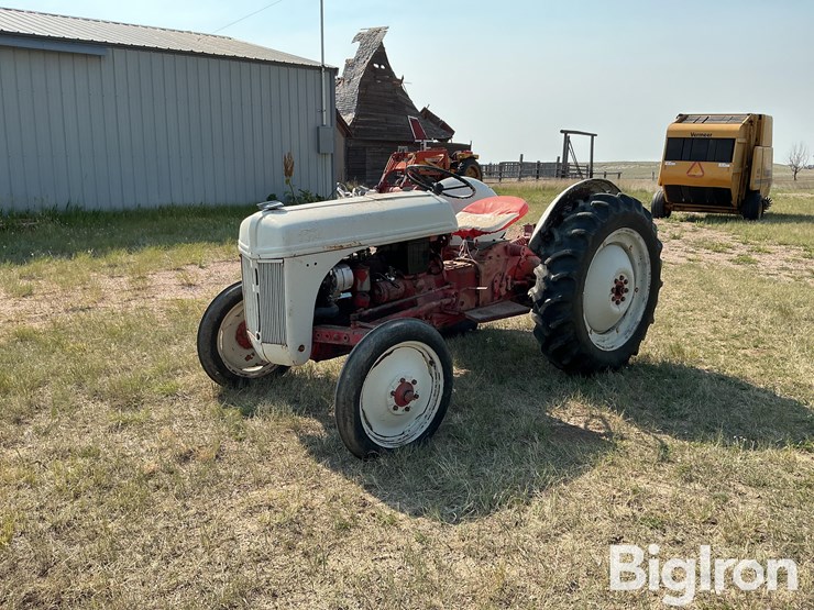 ford-8n-image-1