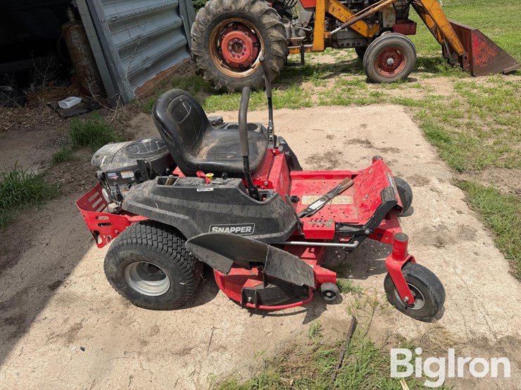 snapper-360z-42"-mower-image-4