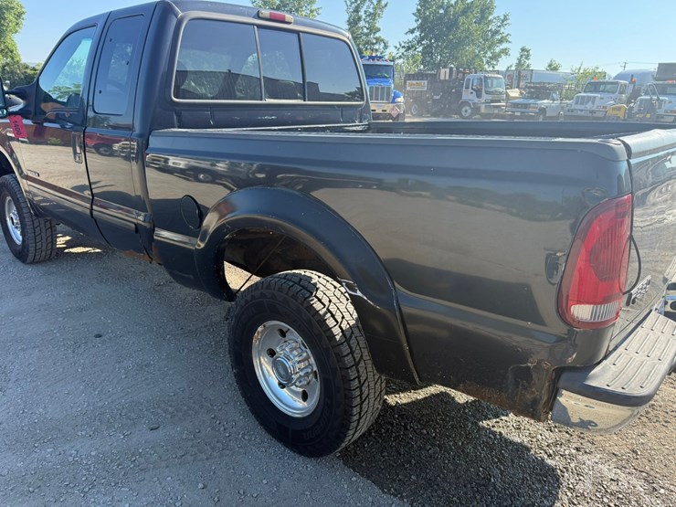 2002-ford-f250-image-13