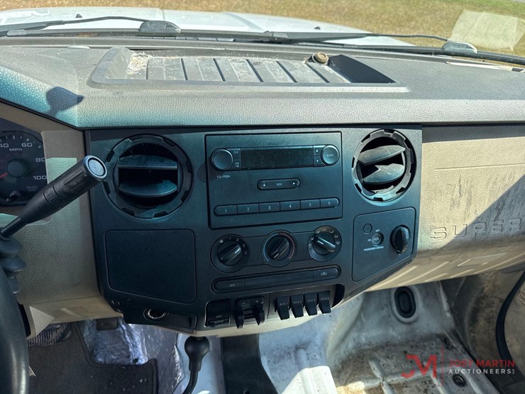 2008-ford-f350-xl-image-31