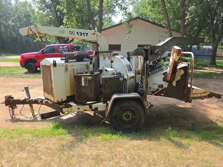 #1801-•-2016-altec-towable-wood-chipper-image-10