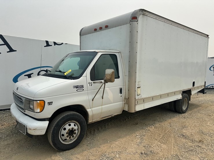 2002-ford-e450-image-1