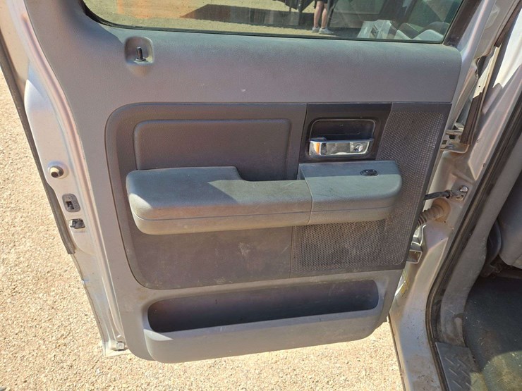 2007-ford-f150-xlt-image-12