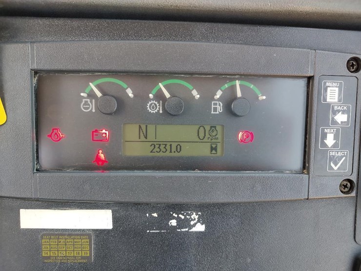 2011-deere-310sj-image-38