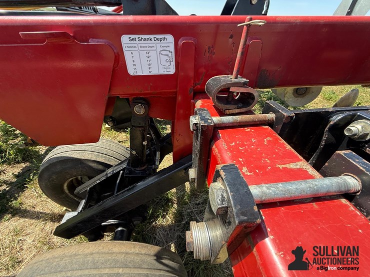 2010-case-ih-conser-till-690-image-18
