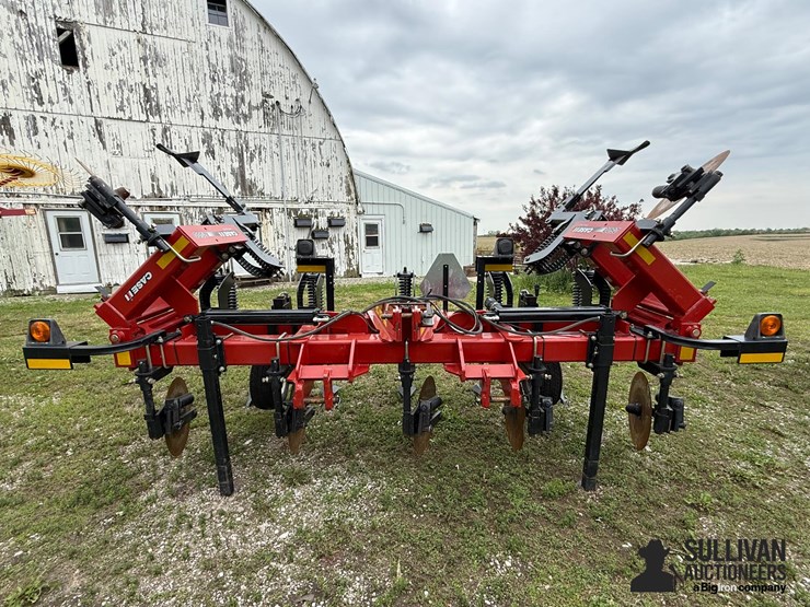 2019-case-ih-2500-image-2