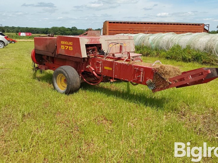 2001-new-holland-575-image-7