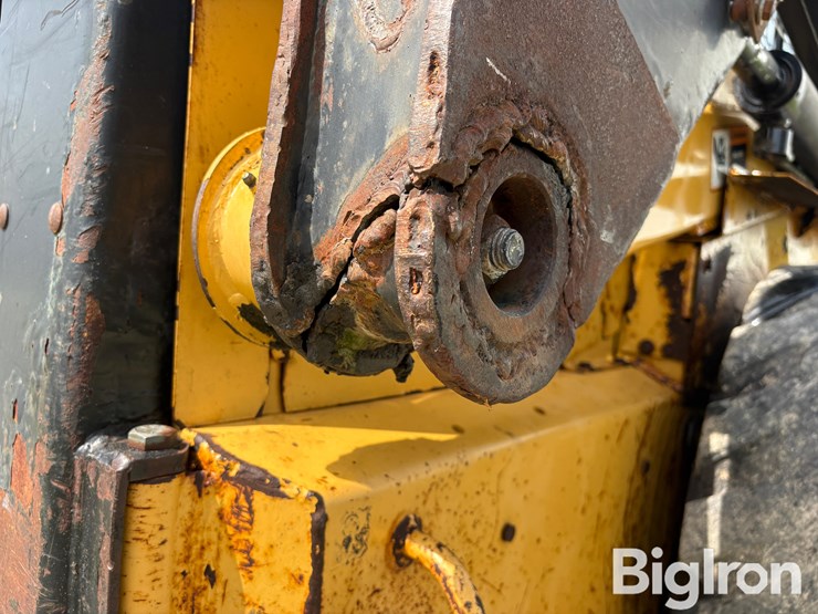 new-holland-lx565-image-20