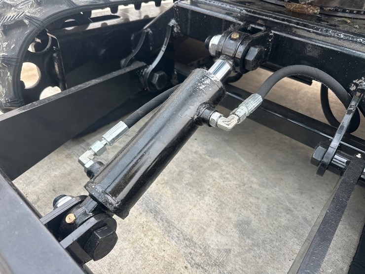 #5183-•-2026-cfg-industrial-kt13r-mini-excavator-image-23