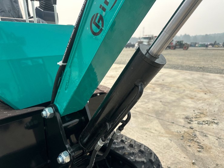 #5183-•-2026-cfg-industrial-kt13r-mini-excavator-image-28