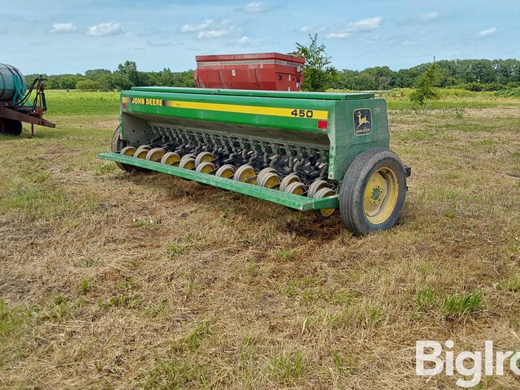 john-deere-450-image-5