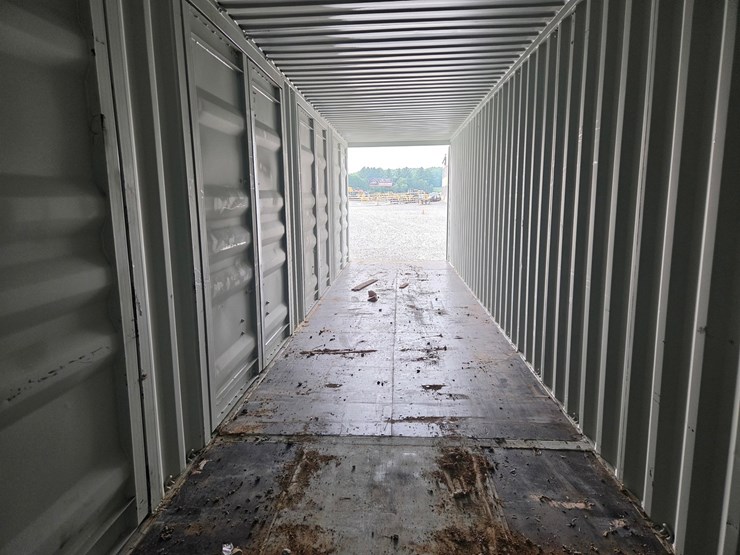 #5151-•-40'-(5)-door-shipping-contianer-image-14