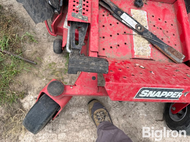 snapper-360z-42"-mower-image-16