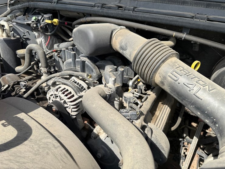 2002-ford-f250-image-16