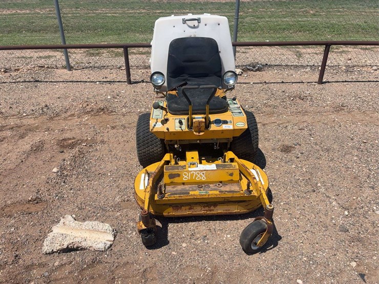 mcghs-zero-turn-mower-image-5