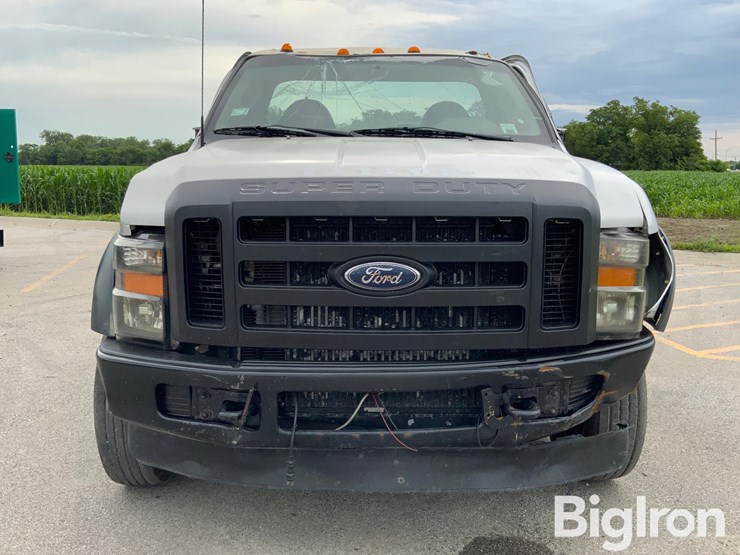2009-ford-f550-xl-image-2
