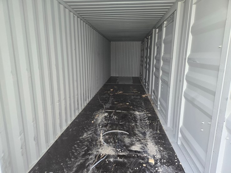 #5010-•-(5)-door-40'-shipping-container-image-9