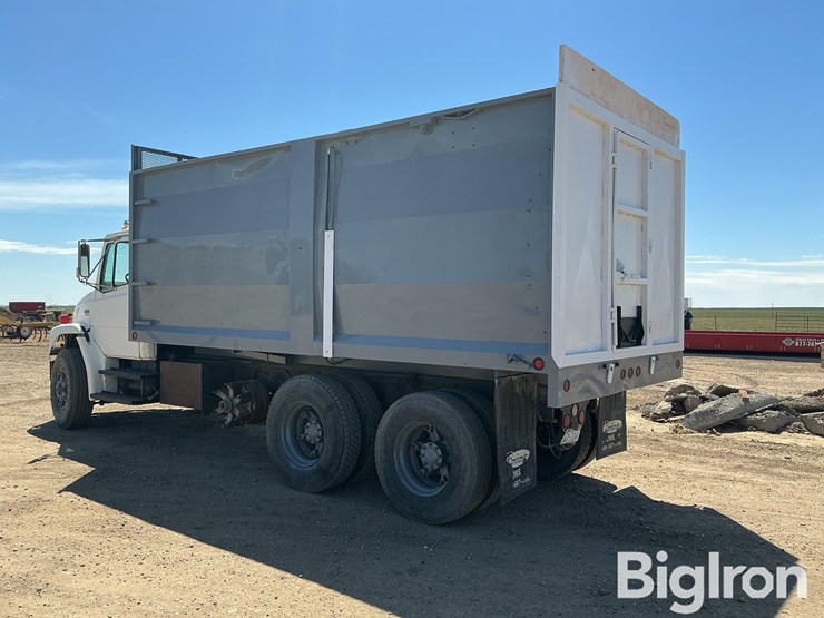 1995-freightliner-fl80-image-7