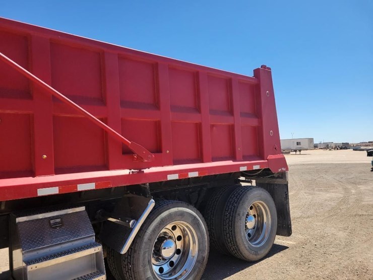 2010-kenworth-t800-image-14