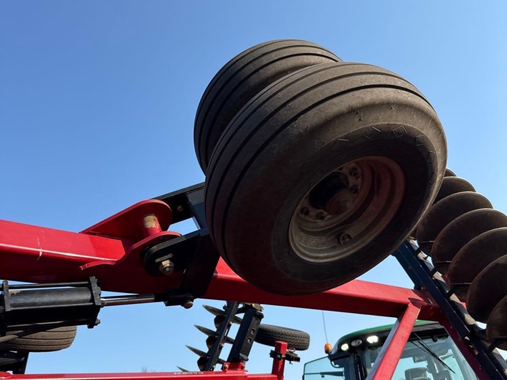 2012-case-ih-370-image-38