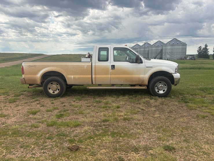 2005-ford-f250-image-4