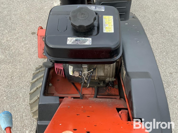 2005-ditch-witch-1230h-image-13