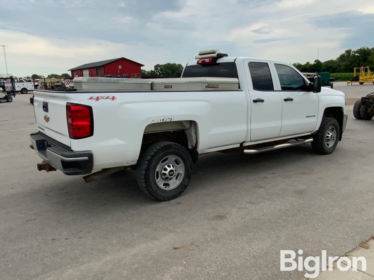 2016-chevrolet-silverado-2500-image-5