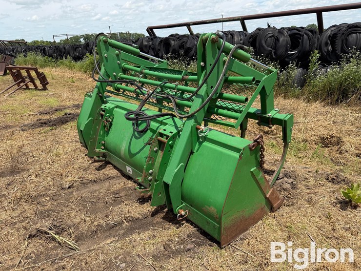 john-deere-8-image-5