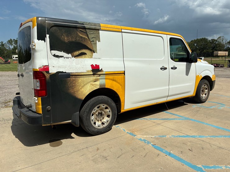 2019-nissan-nv2500-image-4