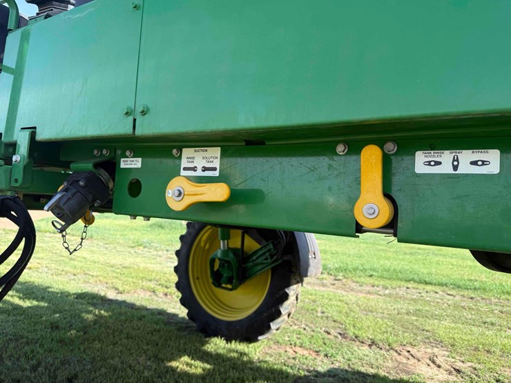 2011-john-deere-4830-image-27