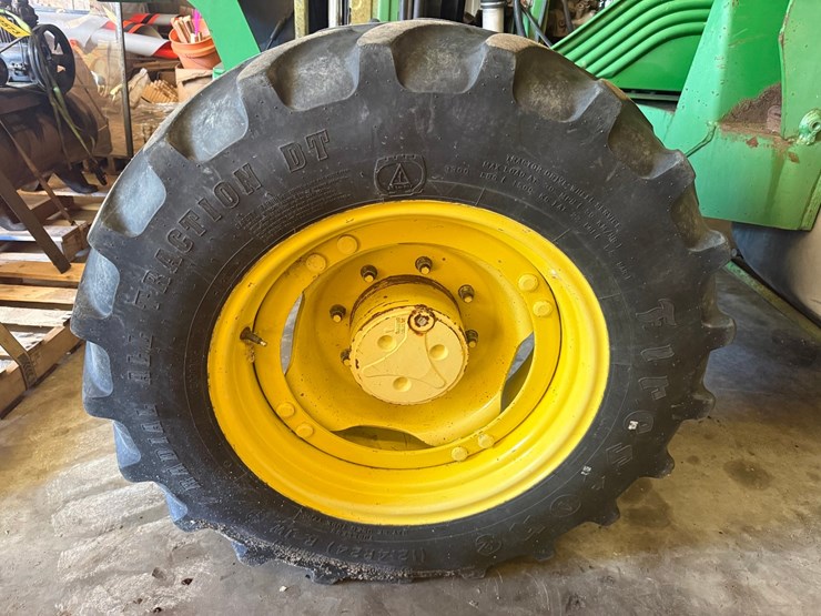 john-deere-6420-image-67