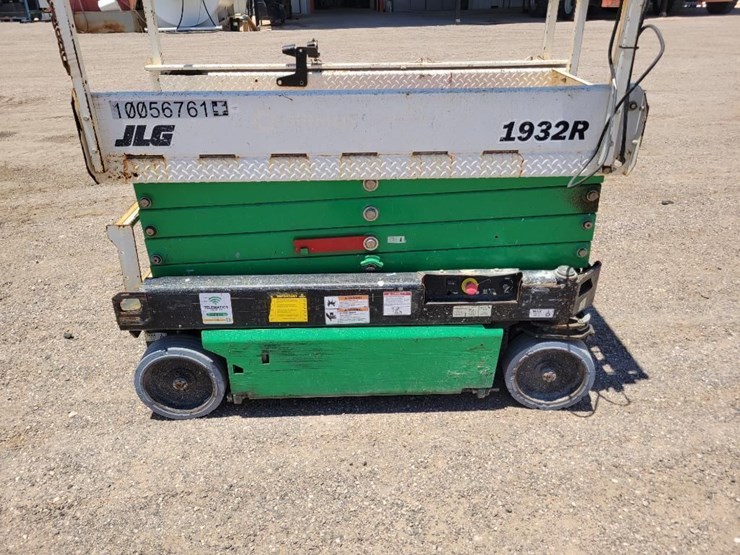 2018-jlg-1932r-image-18