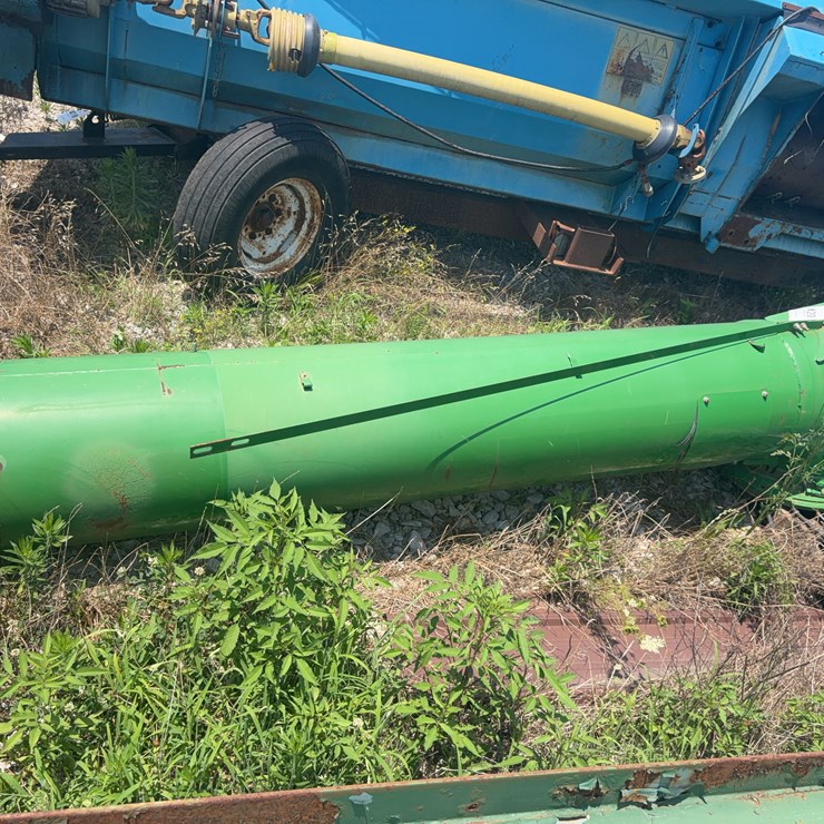 High capacity unload Auger elbow